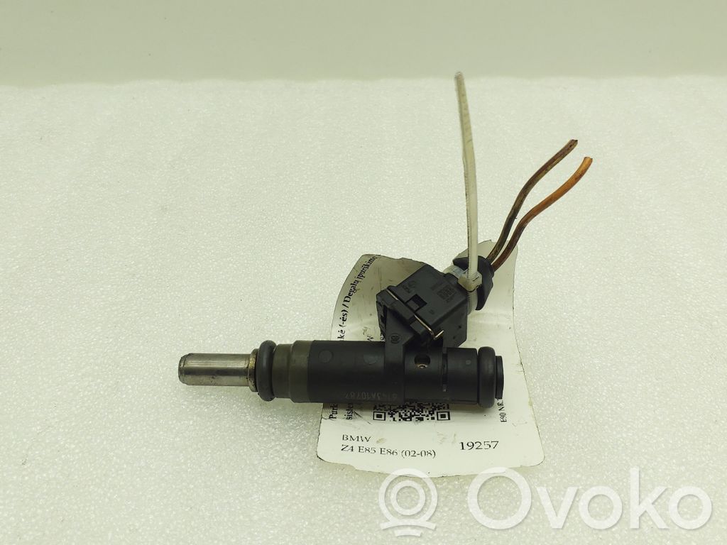 BMW Z4 E85 E86 Fuel injector 