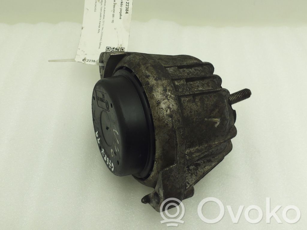 BMW 3 E90 E91 Engine mount bracket 