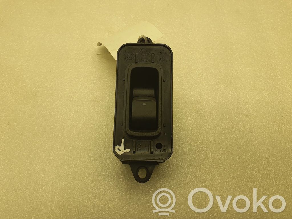 Subaru Legacy Electric window control switch 