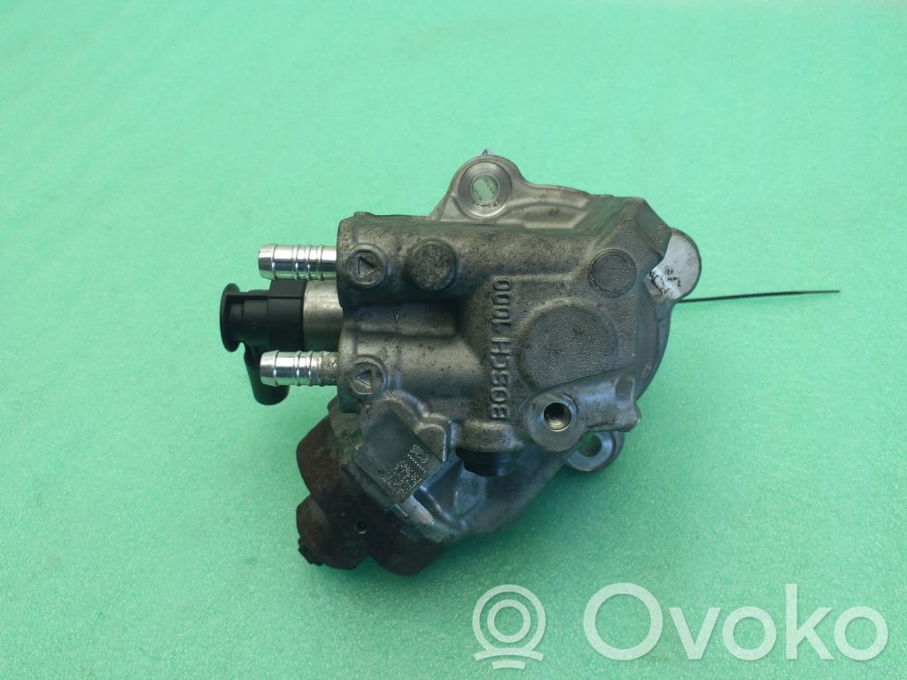 BMW 5 F10 F11 Fuel injection high pressure pump 