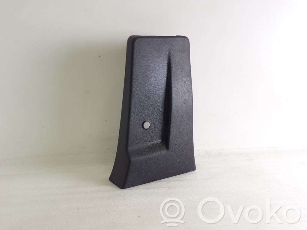 Opel Vivaro (B) pillar trim (bottom) 