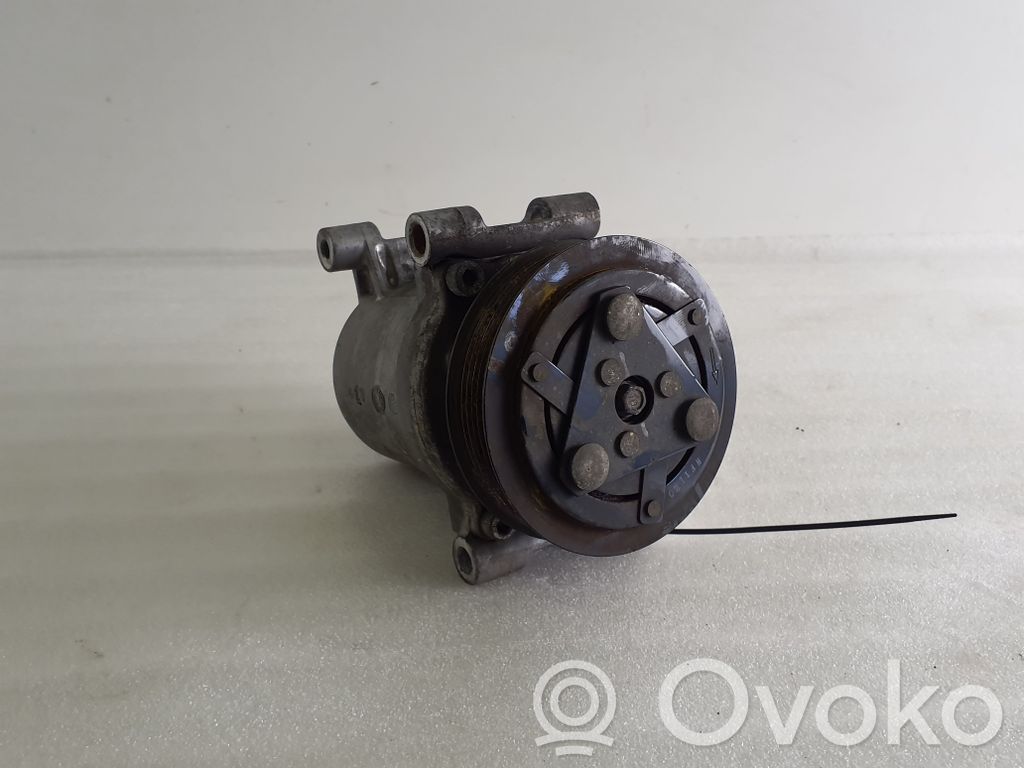 Opel Vivaro Air conditioning (A/C) compressor (pump) 