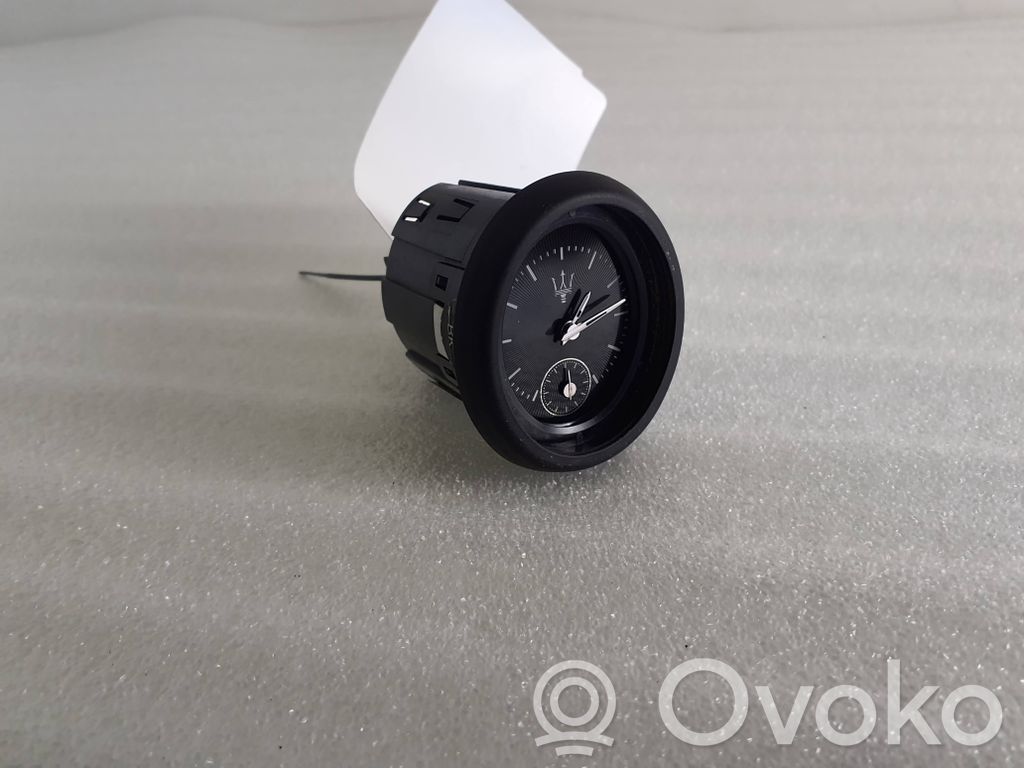 Maserati Levante Clock 