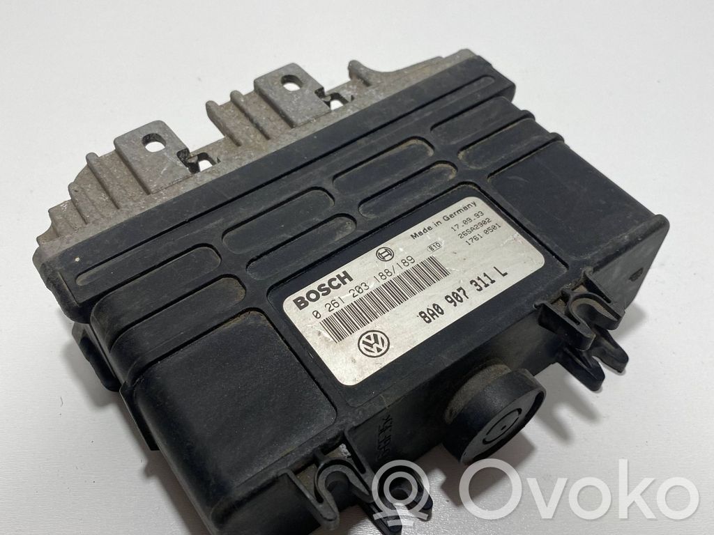 Volkswagen PASSAT B4 Engine control unit/module 