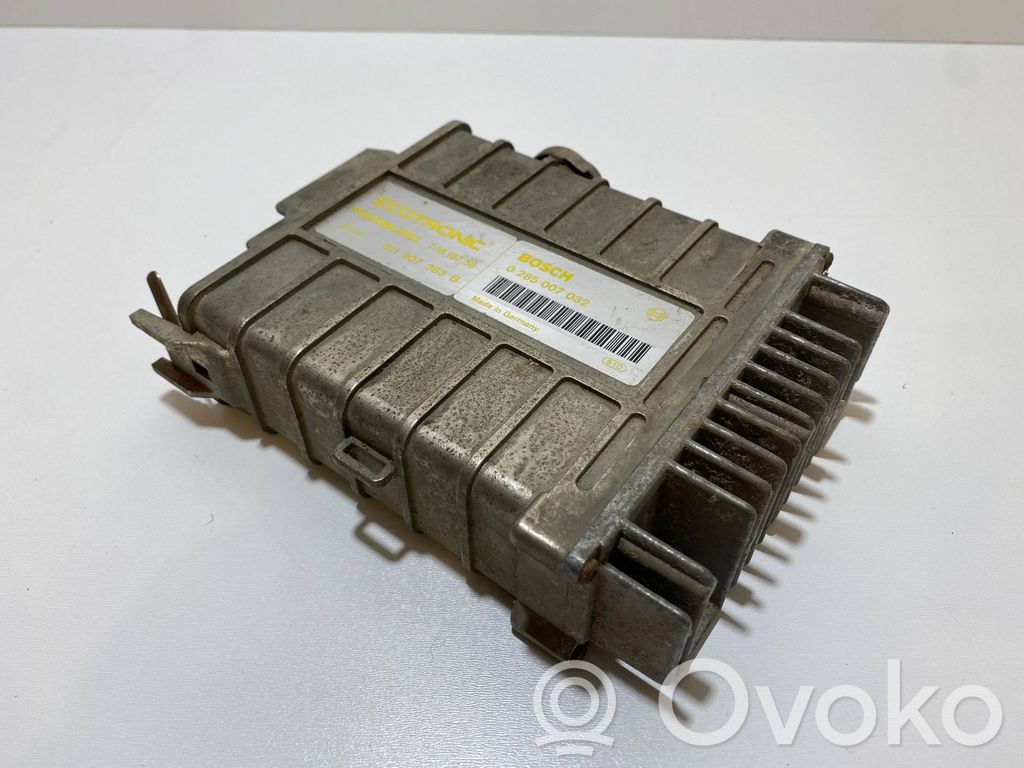 Volkswagen Golf II Engine control unit/module 