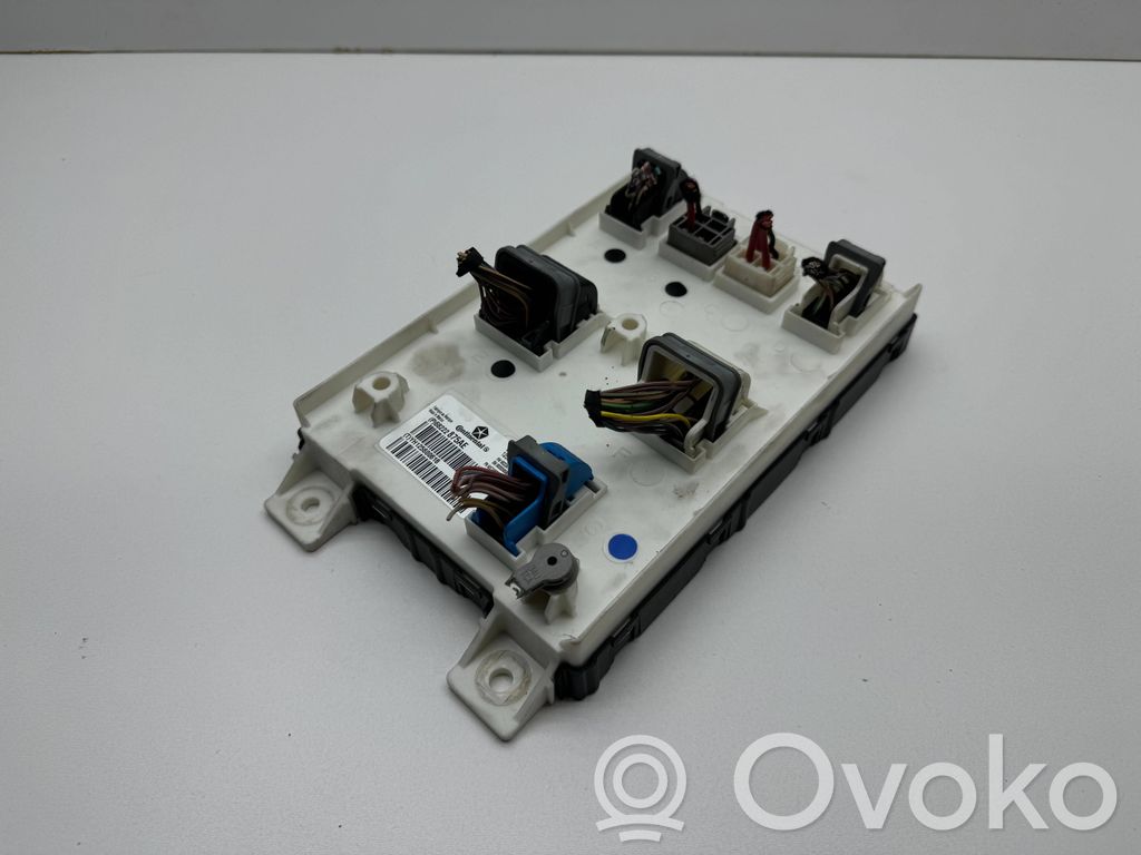 Chrysler Pacifica Comfort/convenience module 