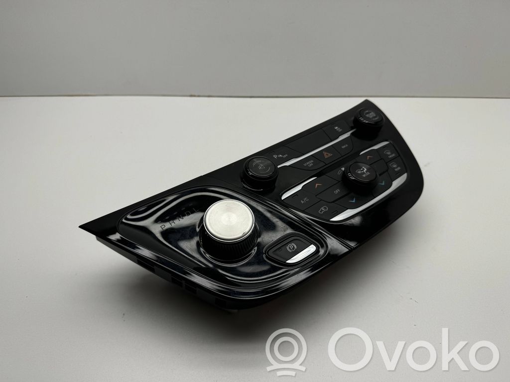 Interruptor/perilla de marchas   P56054992AC,T118610358,682400B9AN
