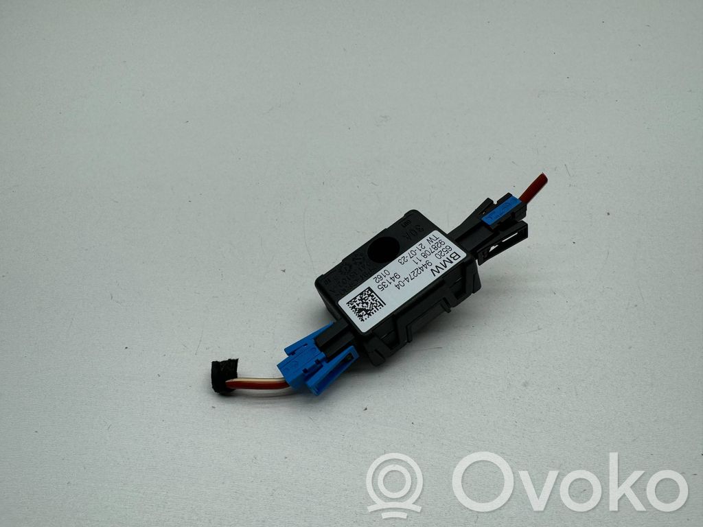 BMW X1 U11 Antenos stiprintuvas 