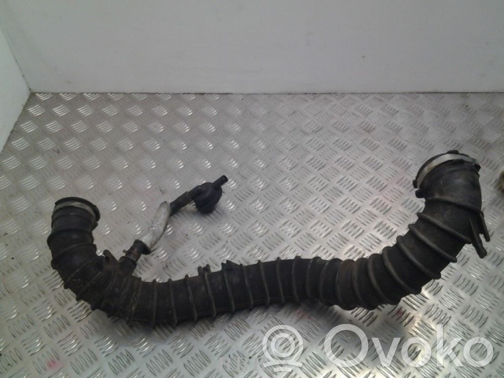 Renault Master II AGR Abgasrückführung Leitung / Schlauch 