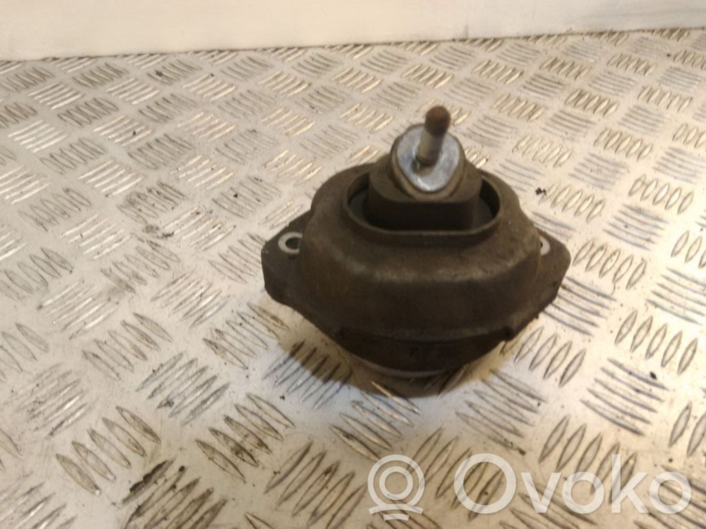 BMW X3 E83 Engine mount bracket 