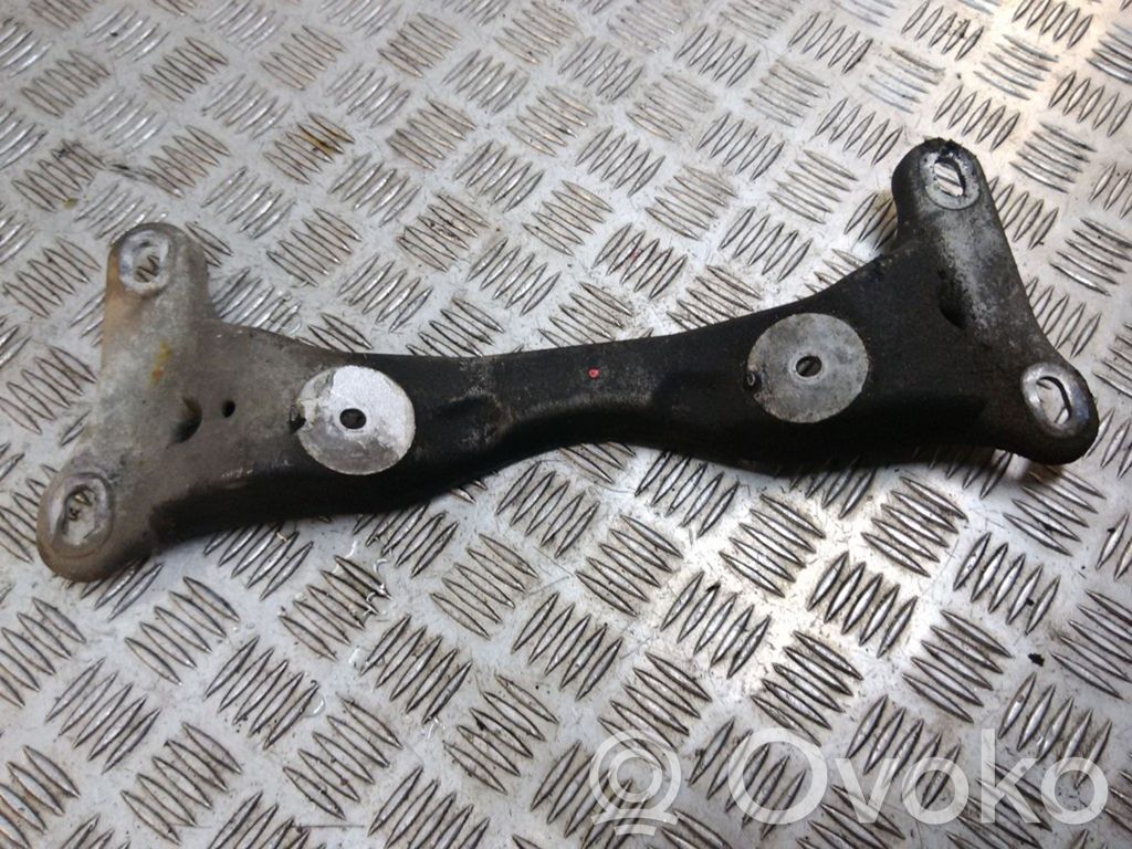 BMW 1 E81 E87 Gearbox mounting bracket 