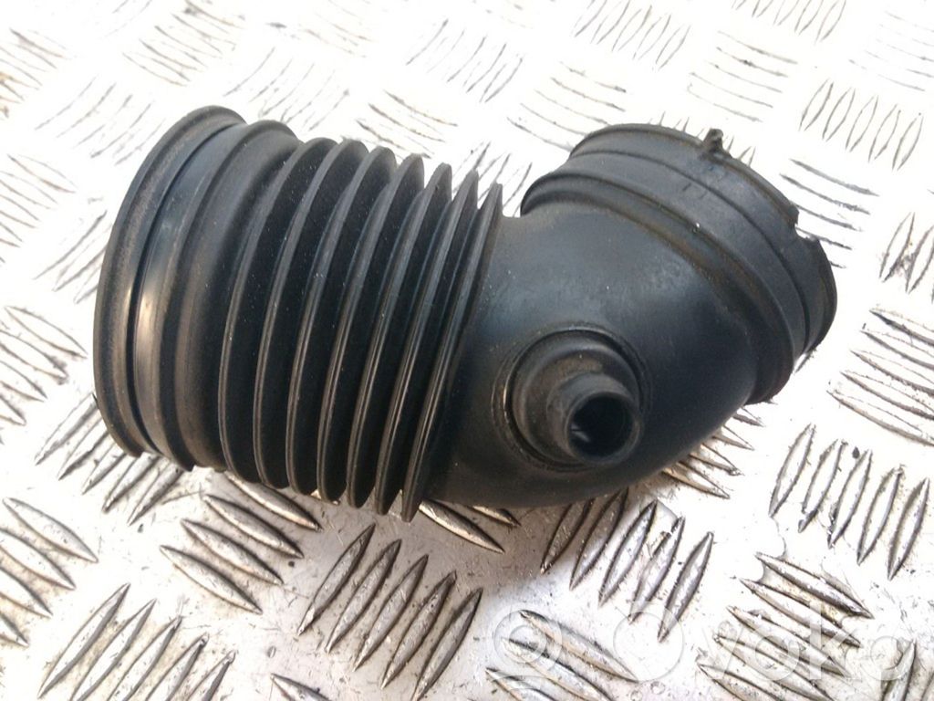 BMW 1 E81 E87 Šļūtene (-es) / caurule (-es) 