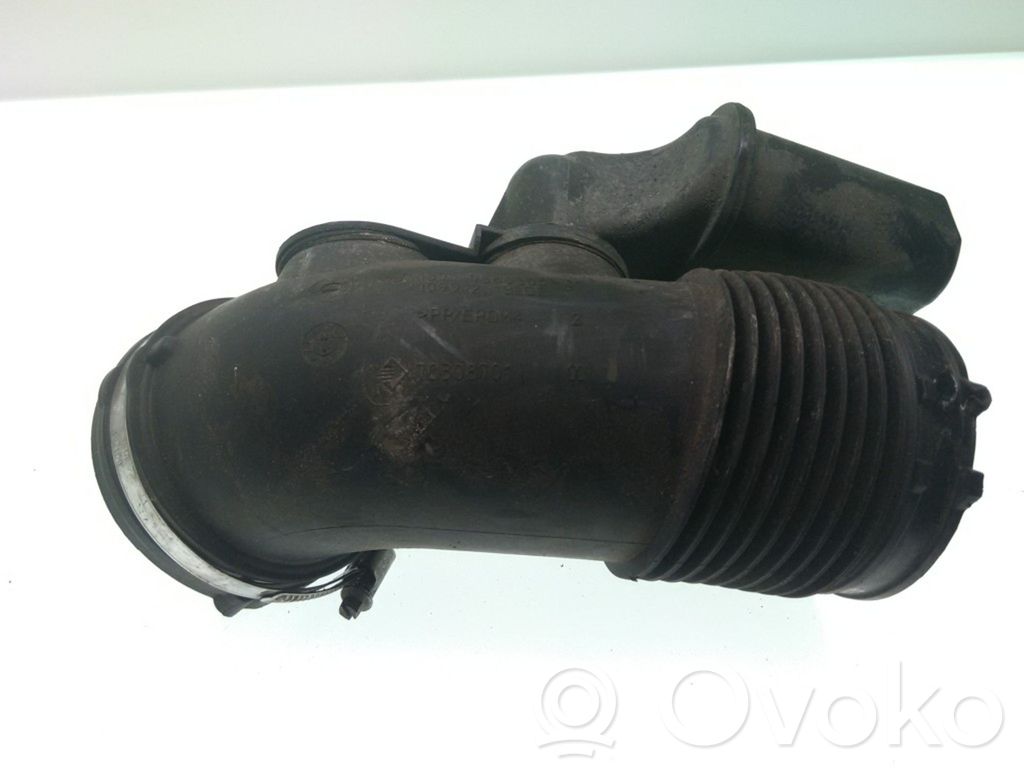 BMW 3 E90 E91 Air intake duct part 