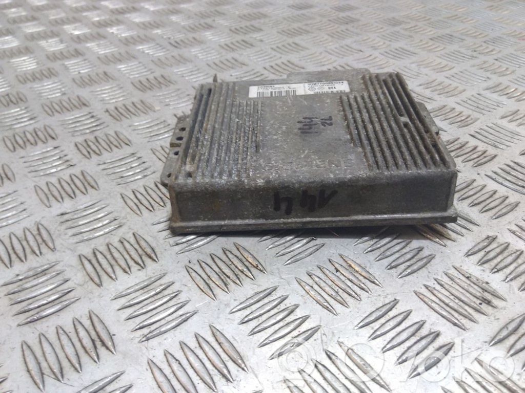 Renault Megane II Engine control unit/module 