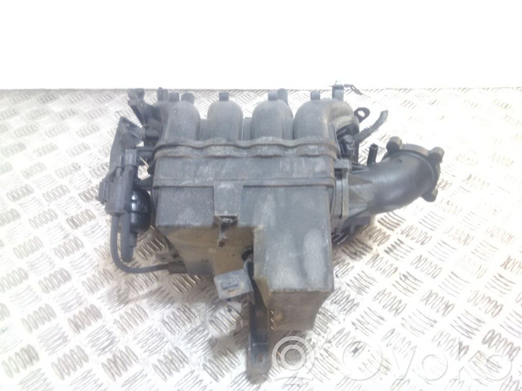 Opel Astra H Kolektorius įsiurbimo 