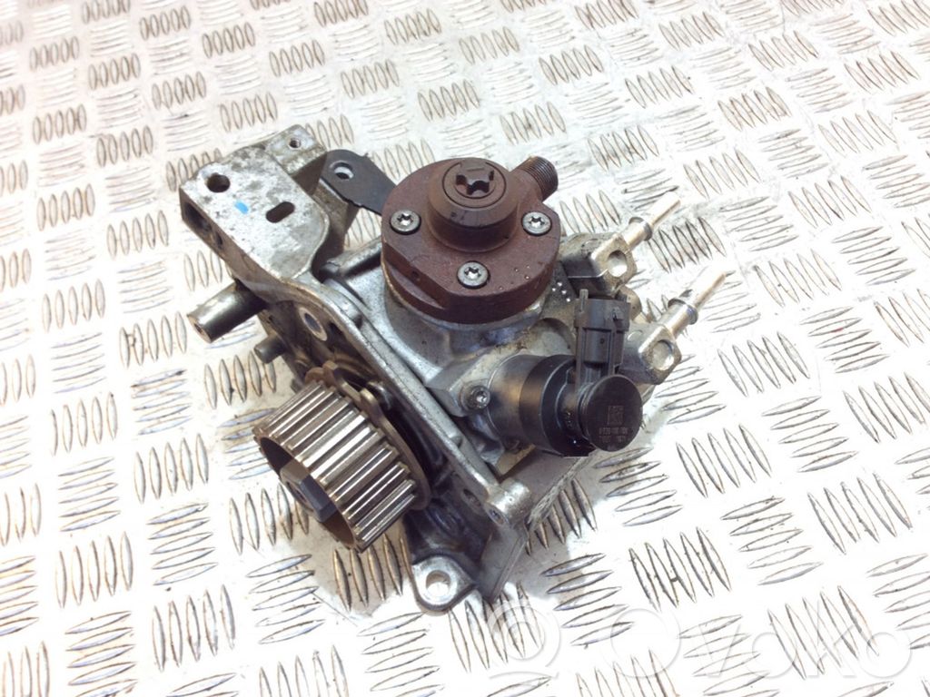 Ford Focus Fuel injection high pressure pump 