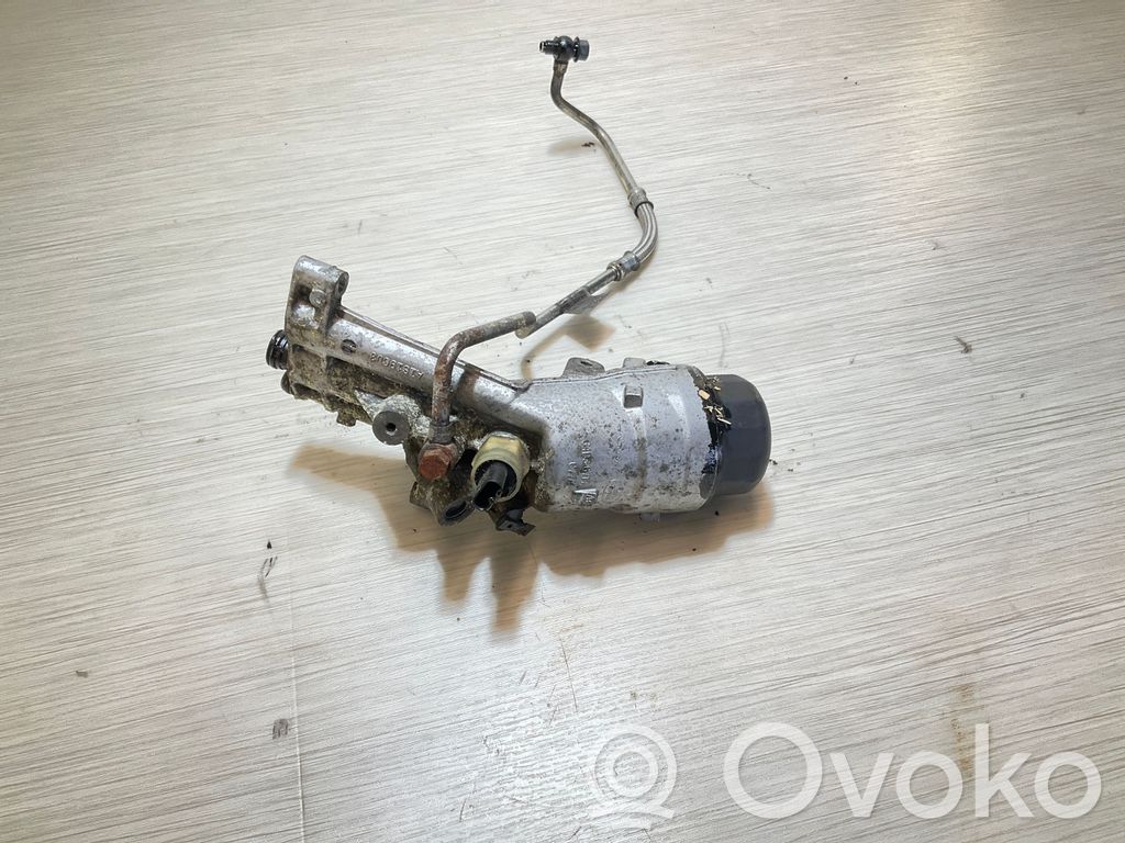 Land Rover Discovery Sport Oil filter mounting bracket 