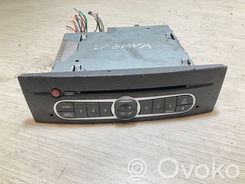 Renault Laguna III Radio/CD/DVD/GPS head unit 