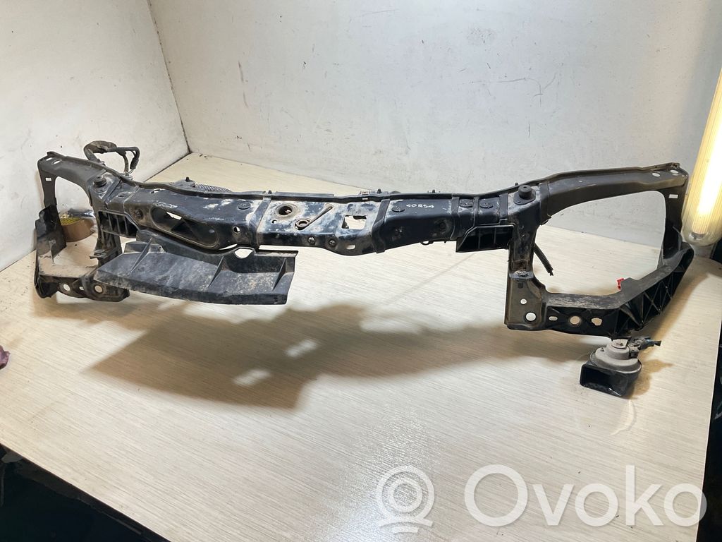 Opel Corsa D Viršutinė dalis radiatorių panelės (televizoriaus) 