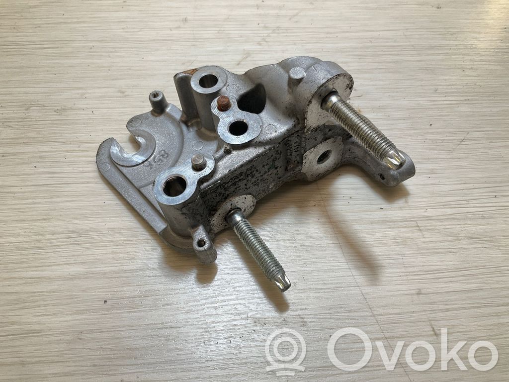 Ford Kuga II Gearbox mounting bracket 