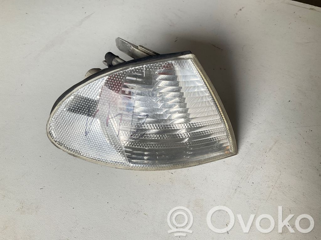 BMW 3 E46 Front indicator light 