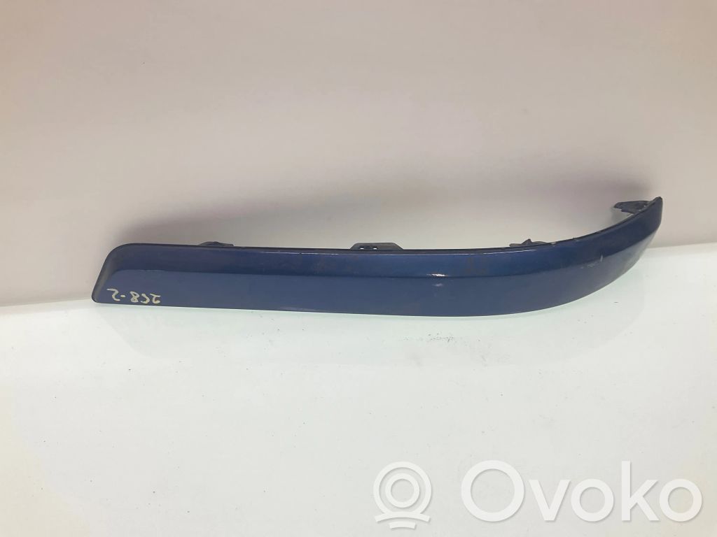 Opel Astra H Moldura de la esquina del parachoques trasero 