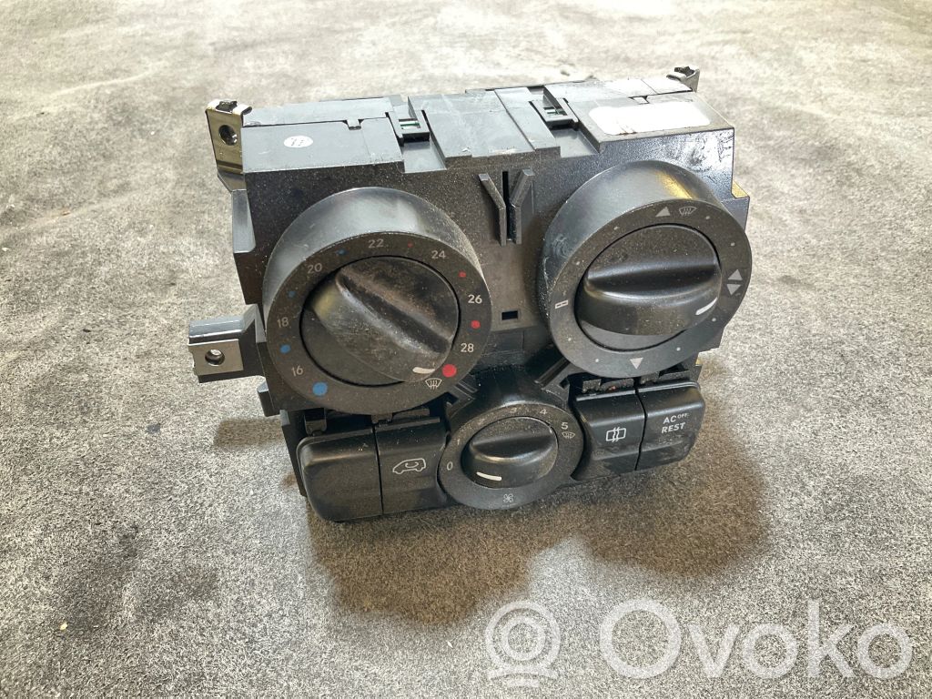 Mercedes-Benz Vito Viano W639 Climate control unit 