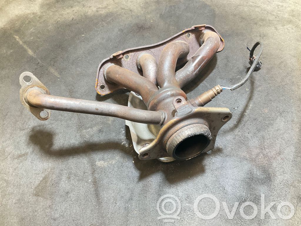 Toyota Auris E180 Kolektor wydechowy 