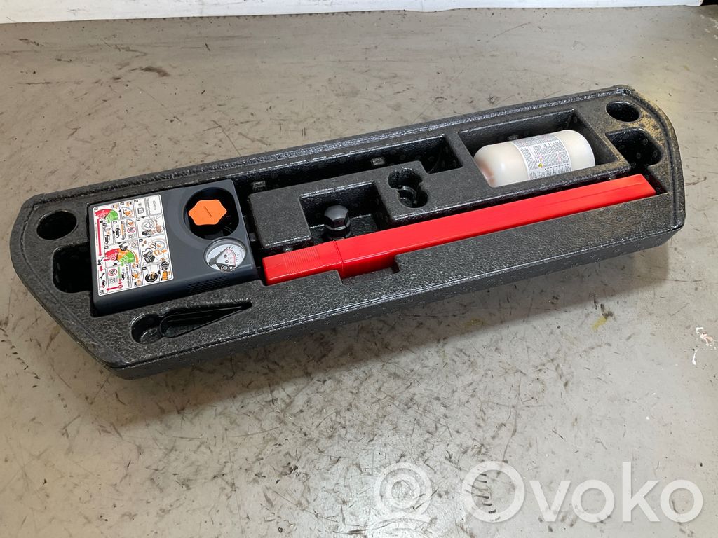 Polestar 2 Tool set 