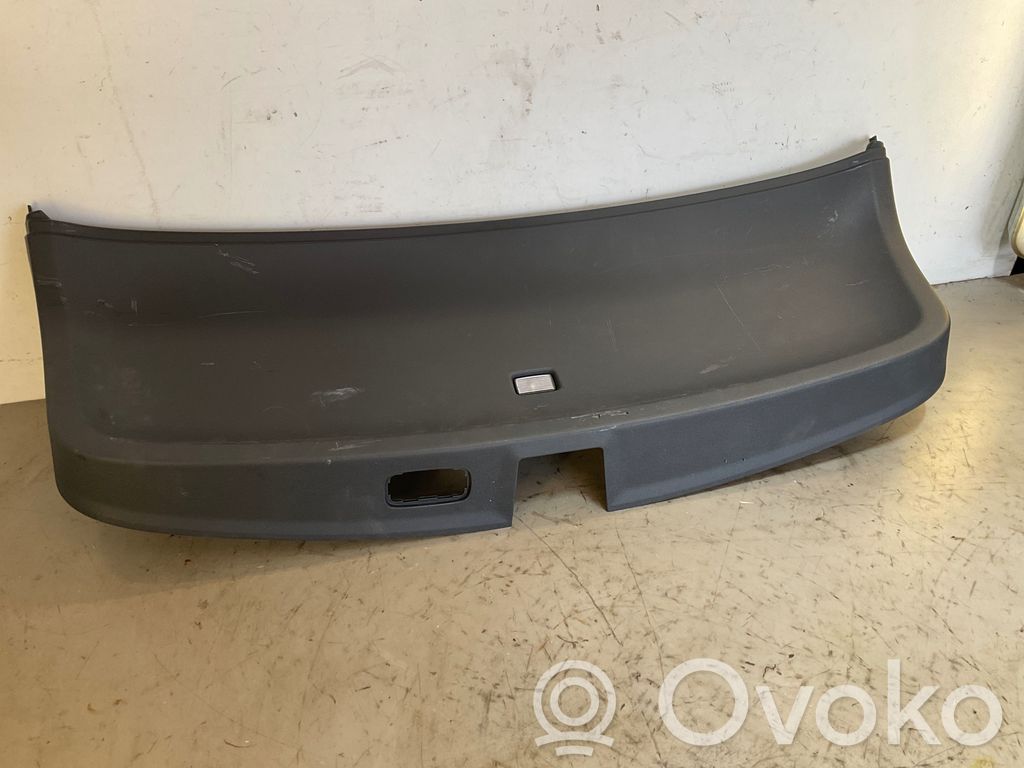 Polestar 2 Tailgate trim 