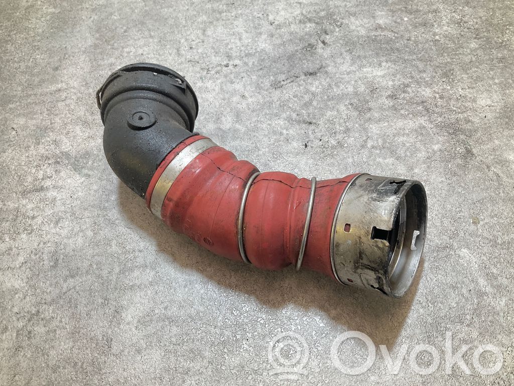 BMW 6 E63 E64 Välijäähdyttimen letku 