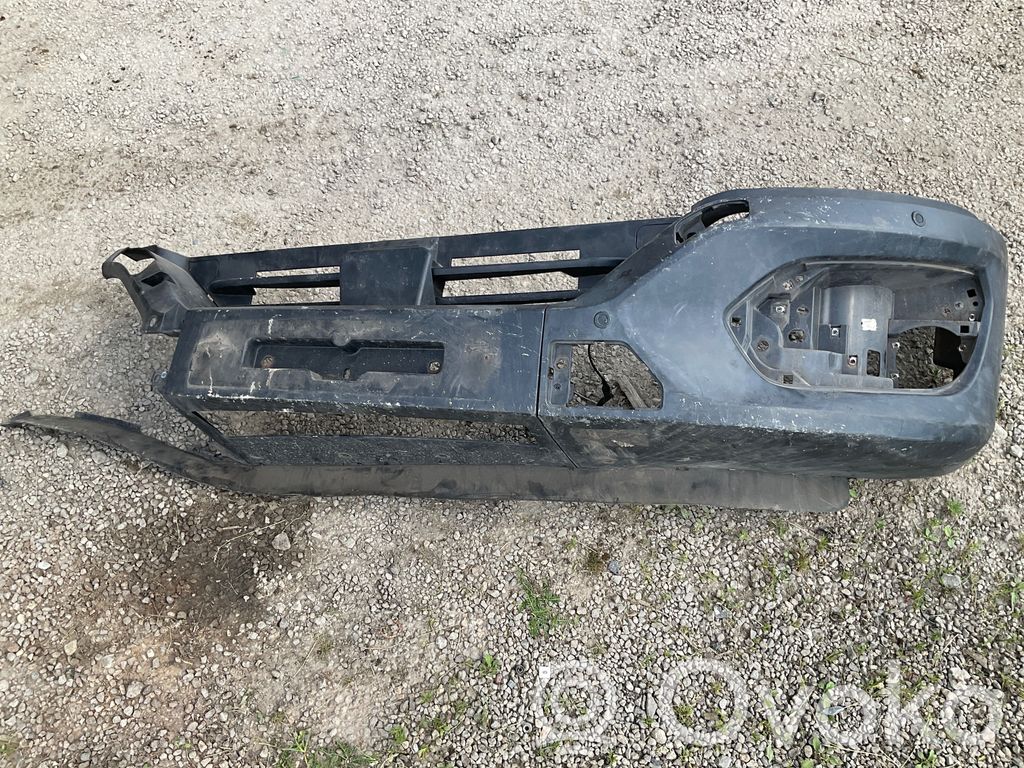 Front bumper