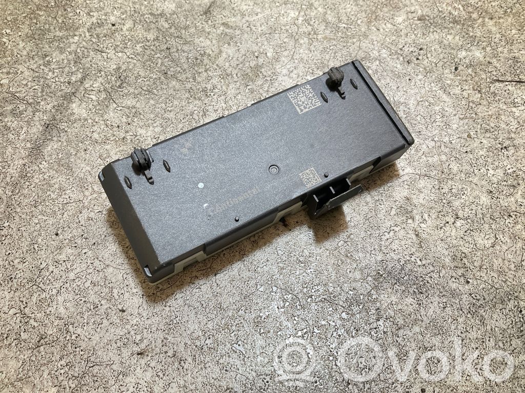 BMW i4 Tailgate/trunk control unit/module 