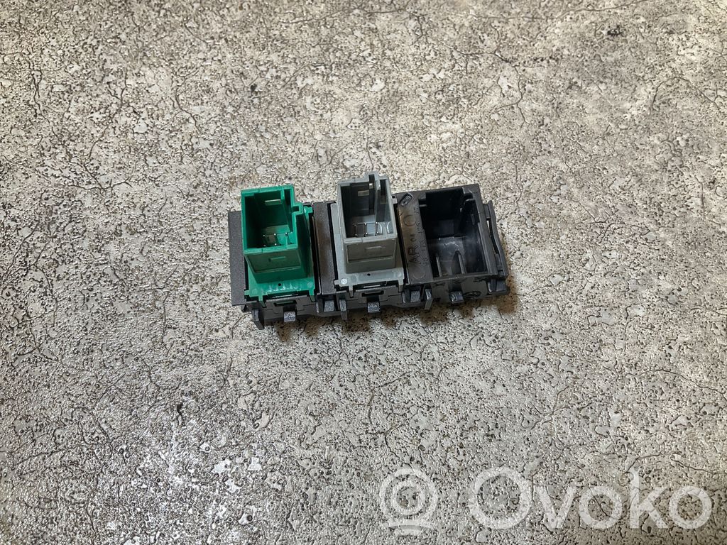 Citroen C4 III e-C4 Otros interruptores/perillas/selectores 