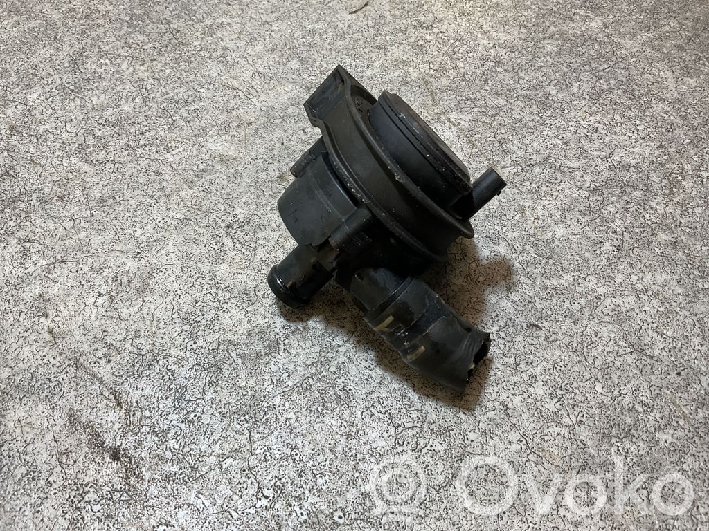 Skoda Rapid (NH) Bomba auxiliar eléctrica de agua/refrigerador 