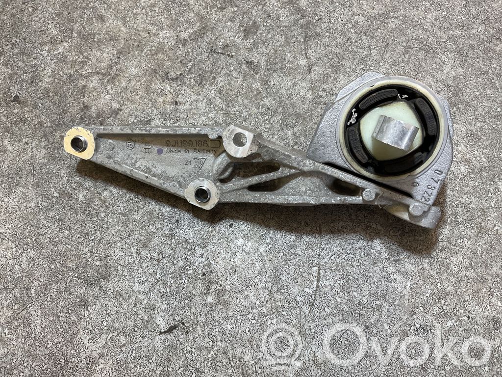 Audi E-tron GT Engine mount bracket 