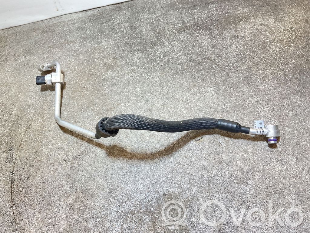 Audi E-tron GT Ilmastointilaitteen putki (A/C) 