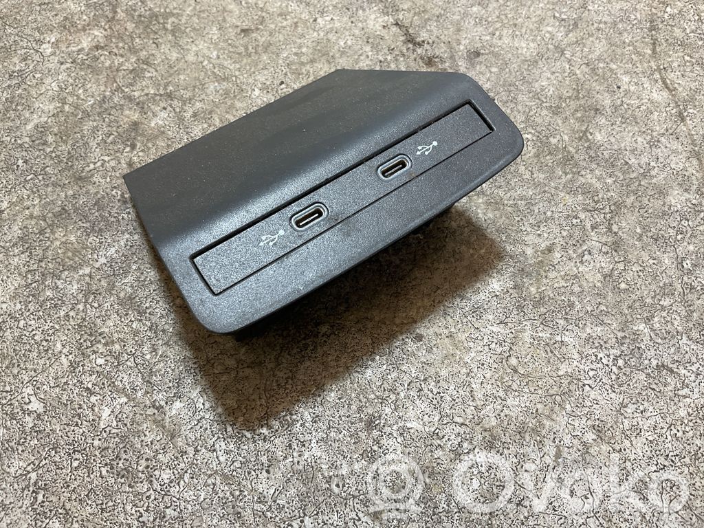 Volkswagen ID.3 Gniazdo / Złącze USB 