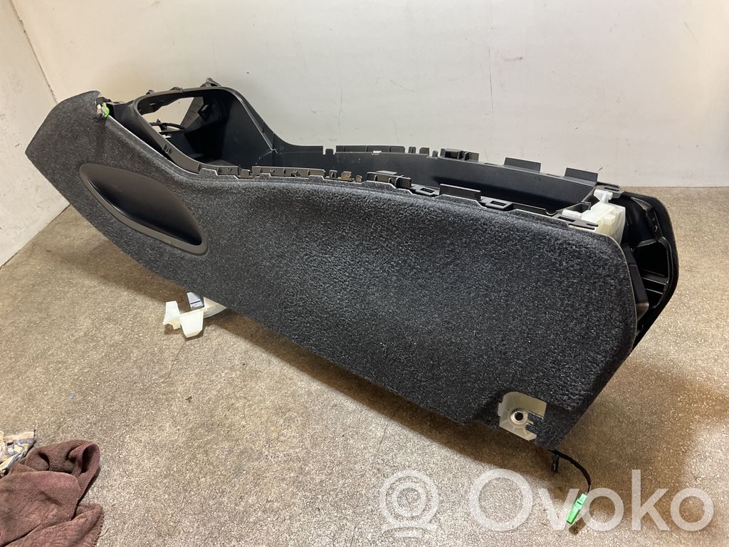 Volvo XC40 Otros elementos de la consola central (túnel) 