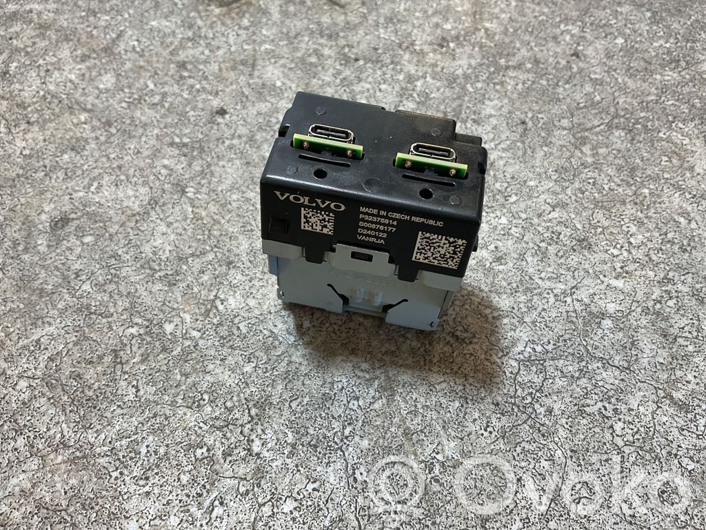 Volvo XC40 Enchufe conector USB 