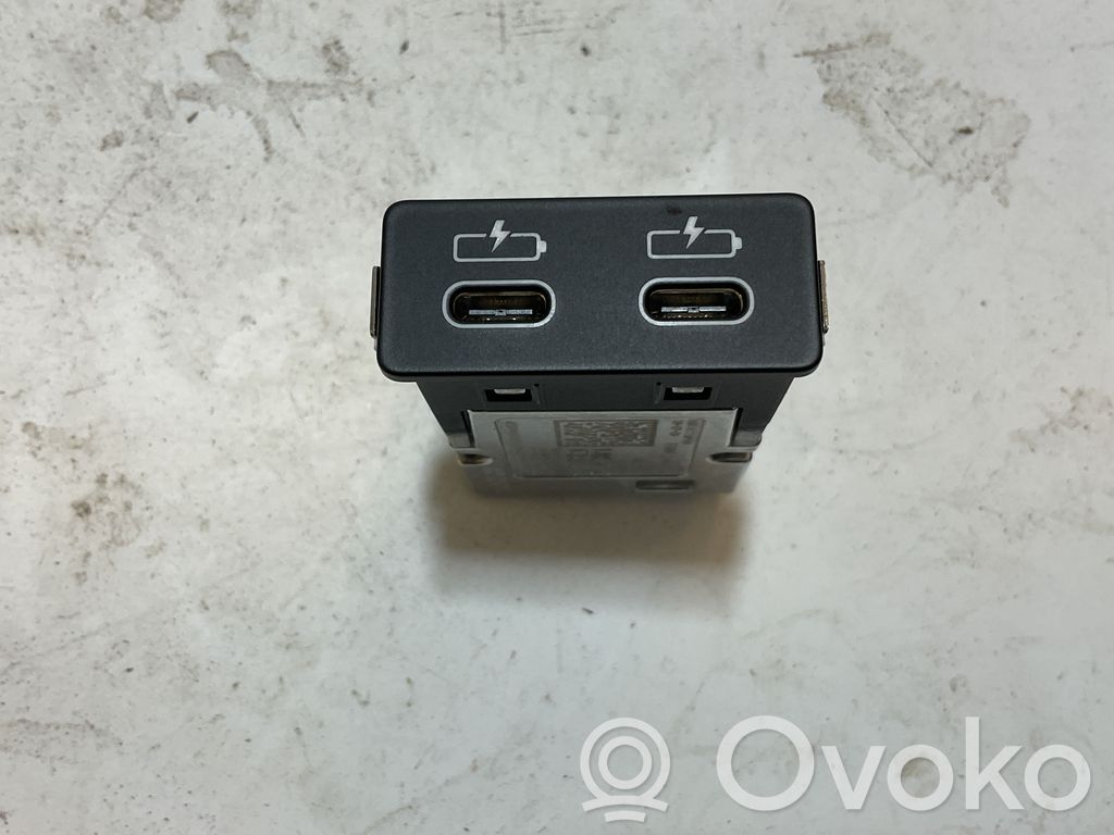Gniazdo / Złącze USB   5A84160,11P00,19163010