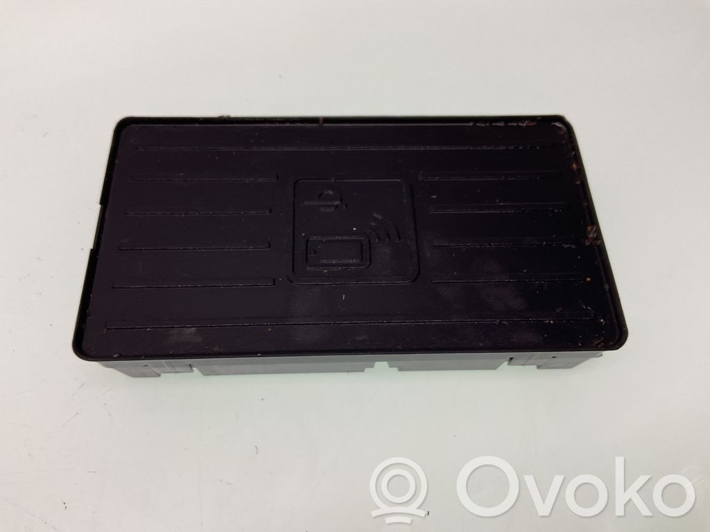 Audi A3 S3 8V Module de charge sans fil 