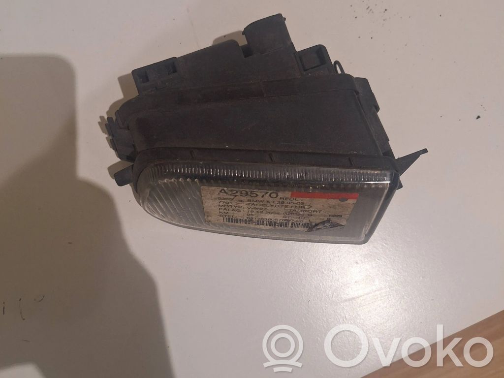 BMW 5 E39 Etusumuvalo 