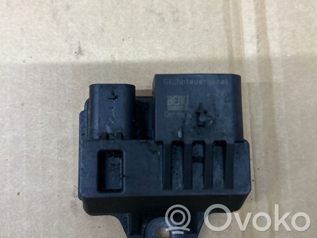 BMW 1 E82 E88 Hehkutulpan esikuumennuksen rele 