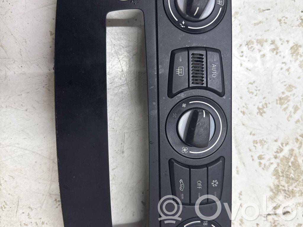 BMW 5 E60 E61 Przełącznik / Włącznik nawiewu dmuchawy 