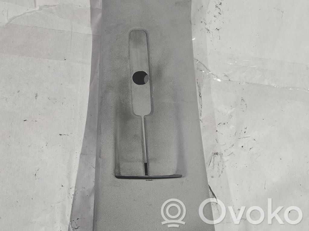 Volkswagen Transporter - Caravelle T5 Rivestimento montante (B) (superiore) 