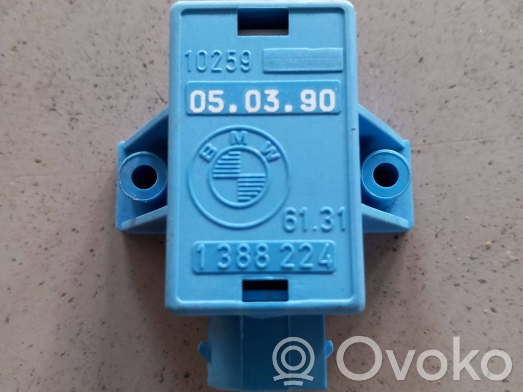 BMW 5 E34 Airbag deployment crash/impact sensor 