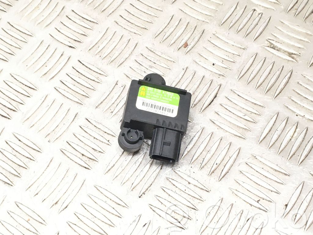 Toyota Corolla Verso AR10 Airbagsensor Crashsensor Drucksensor 