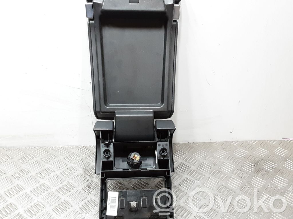 Volvo S80 Armrest 