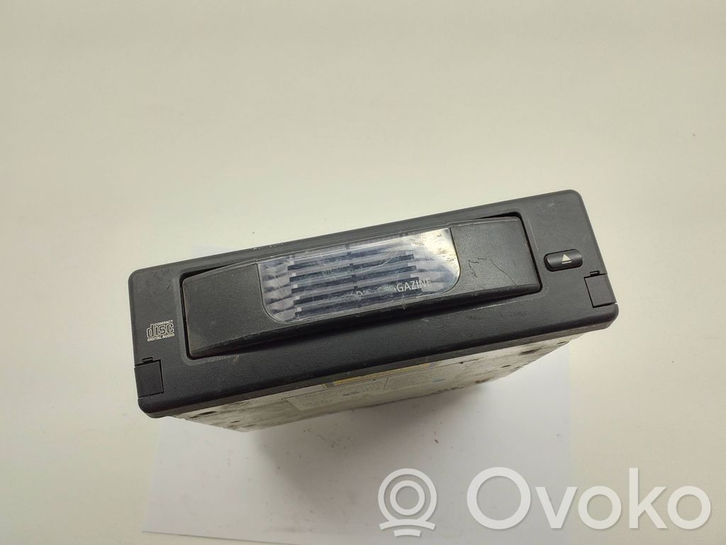 BMW 5 E60 E61 CD/DVD changer 